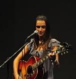 Ana Free performing